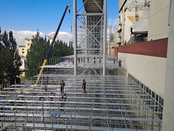 沈阳脚手架踏板间距多远合理 沈阳脚手架踏板间距多远合理